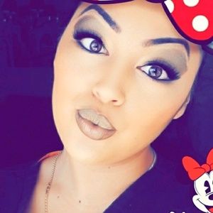 Meet your Posher, Kaili